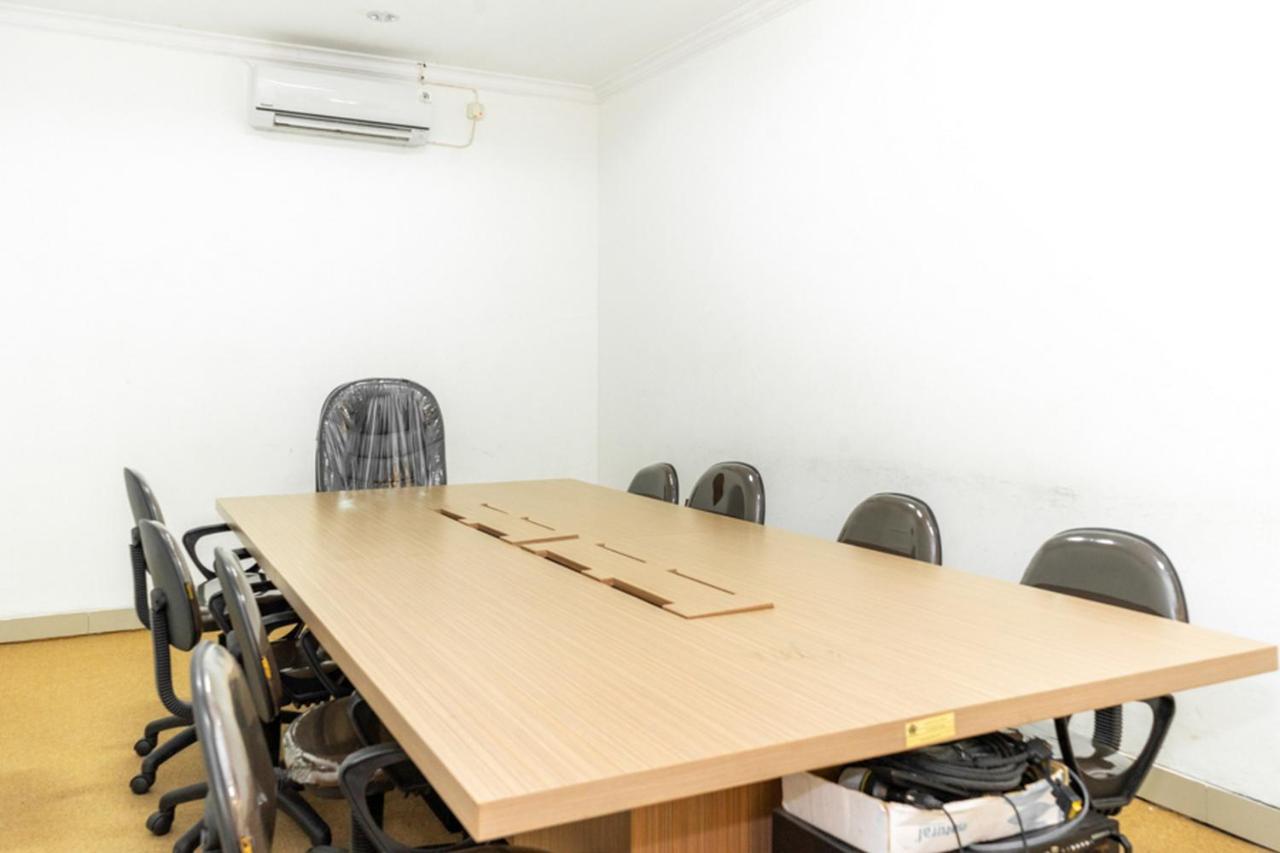 Reddoorz Plus Syariah Near Java Supermall Semarang 2 Ngoại thất bức ảnh