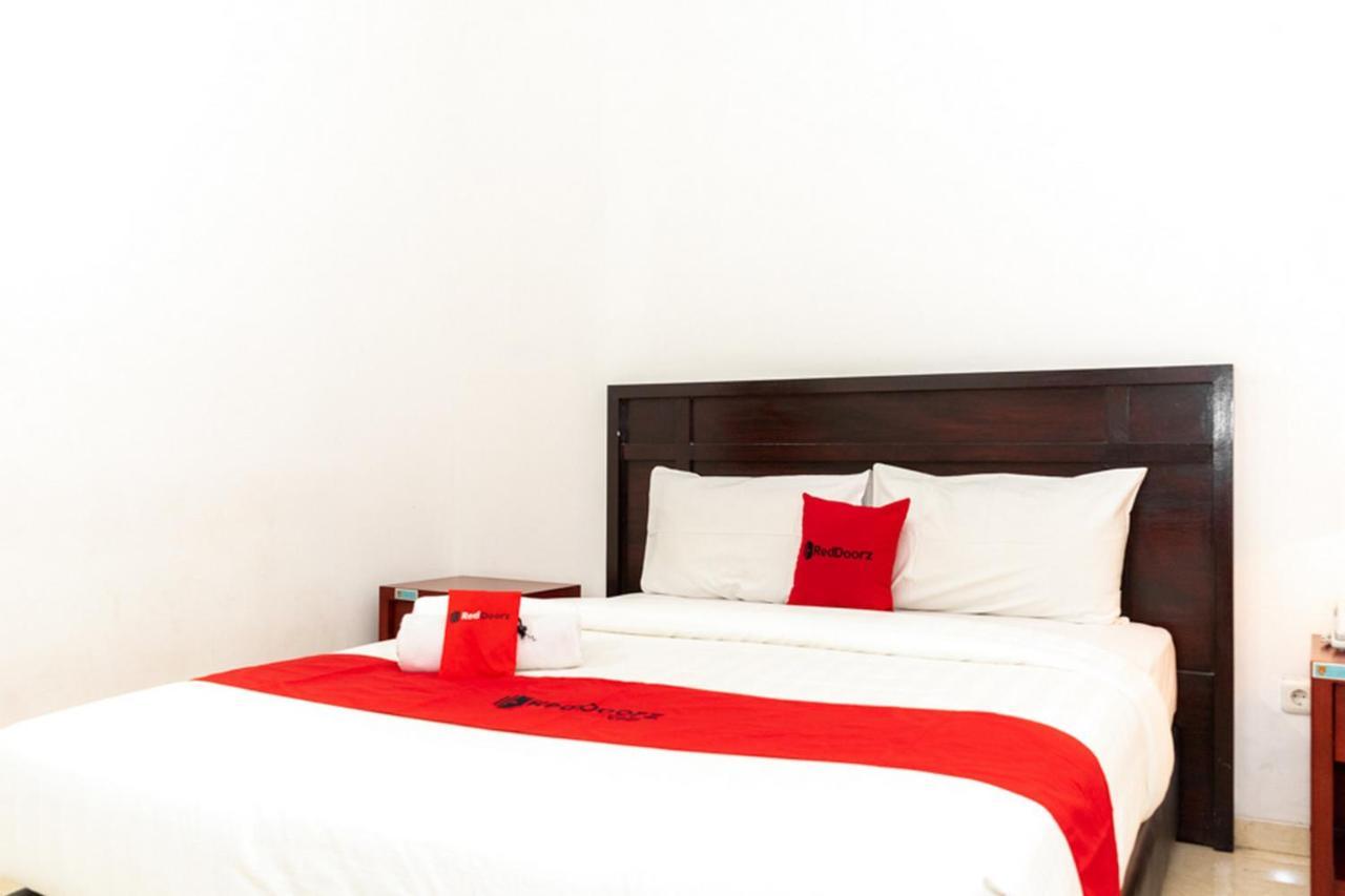 Reddoorz Plus Syariah Near Java Supermall Semarang 2 Ngoại thất bức ảnh