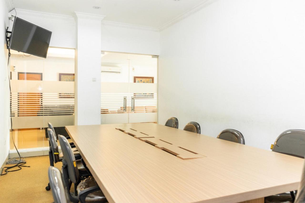 Reddoorz Plus Syariah Near Java Supermall Semarang 2 Ngoại thất bức ảnh