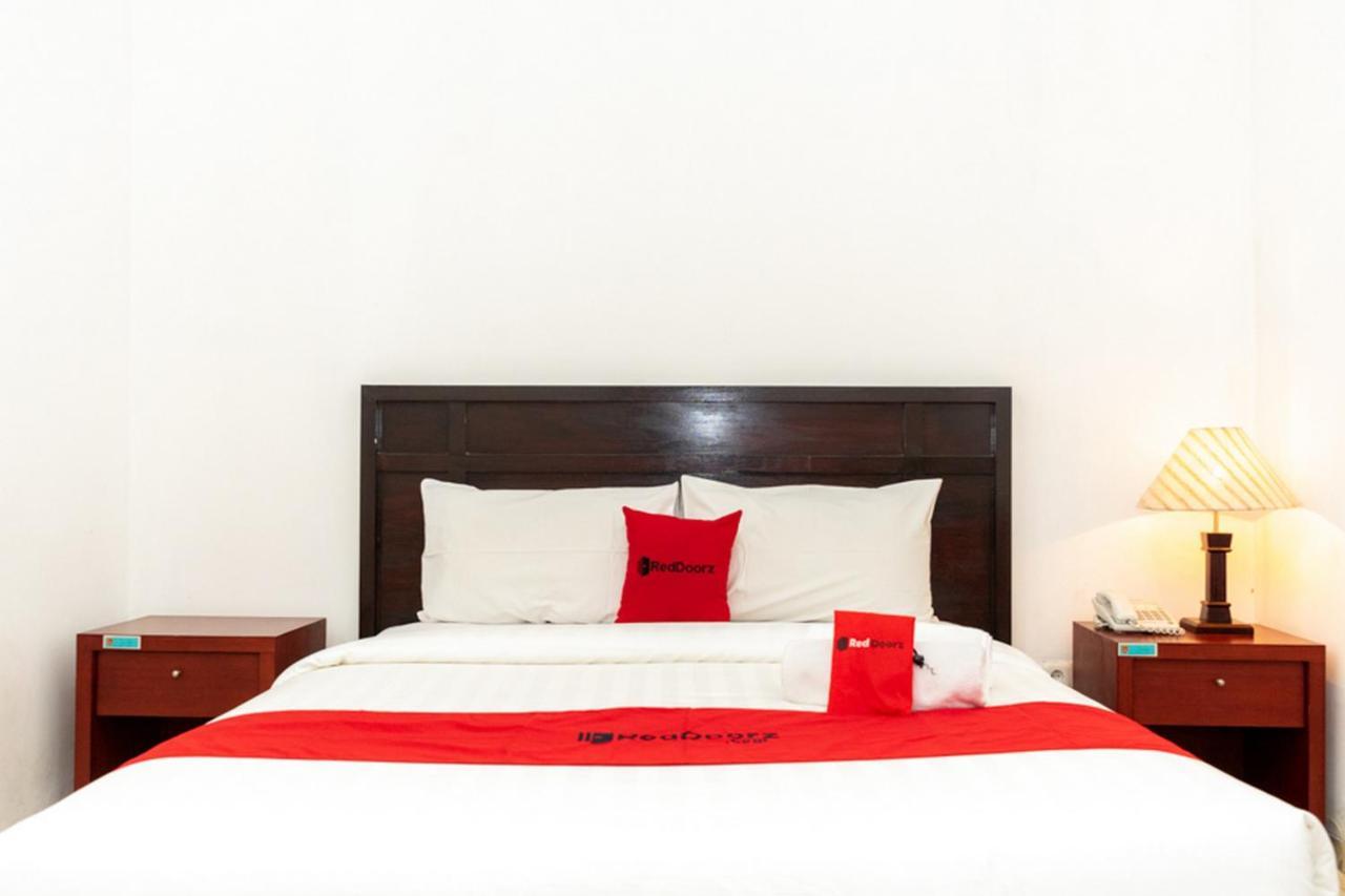 Reddoorz Plus Syariah Near Java Supermall Semarang 2 Ngoại thất bức ảnh