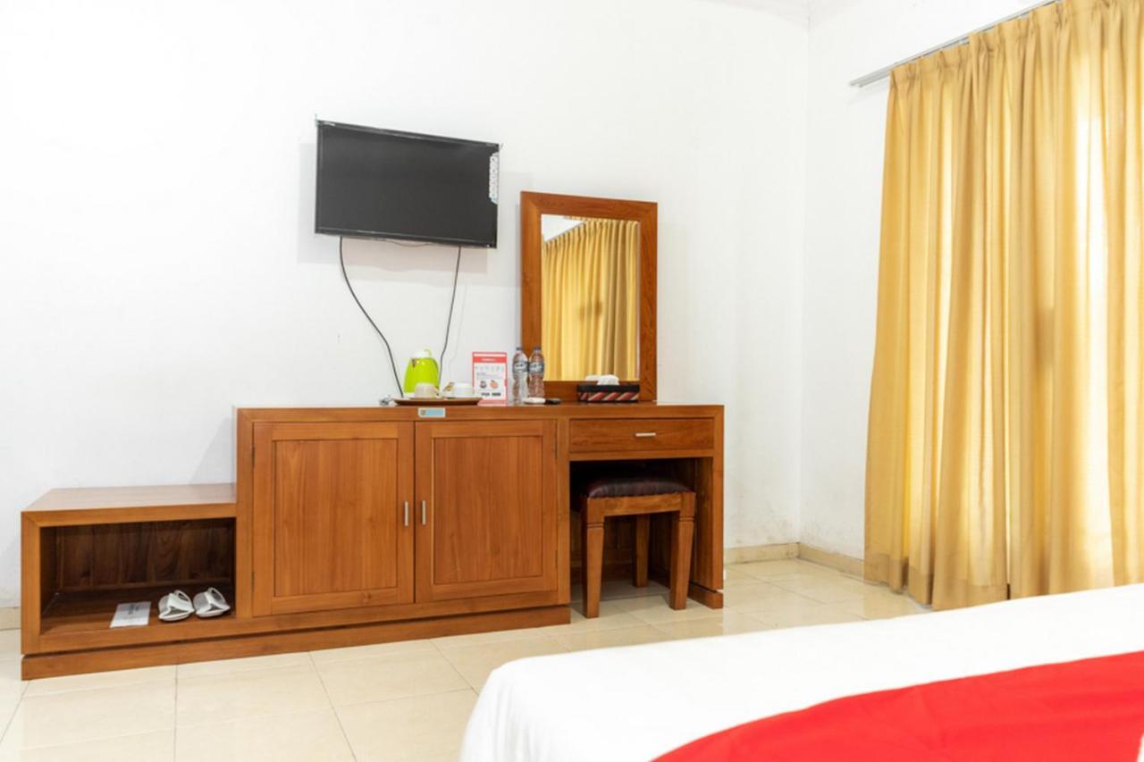 Reddoorz Plus Syariah Near Java Supermall Semarang 2 Ngoại thất bức ảnh